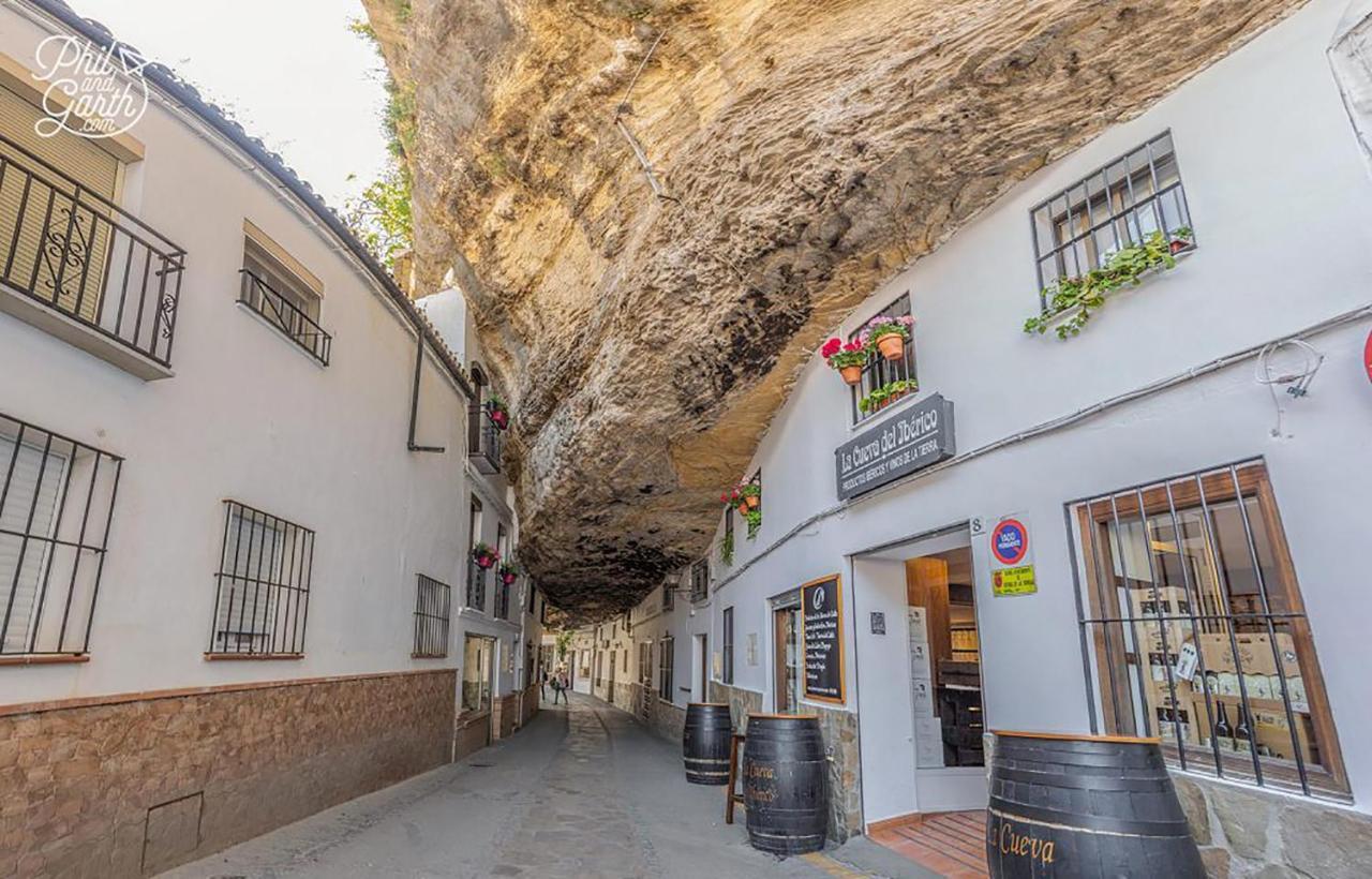 Hotel Tugasa El Almendral Setenil De Las Bodegas Buitenkant foto