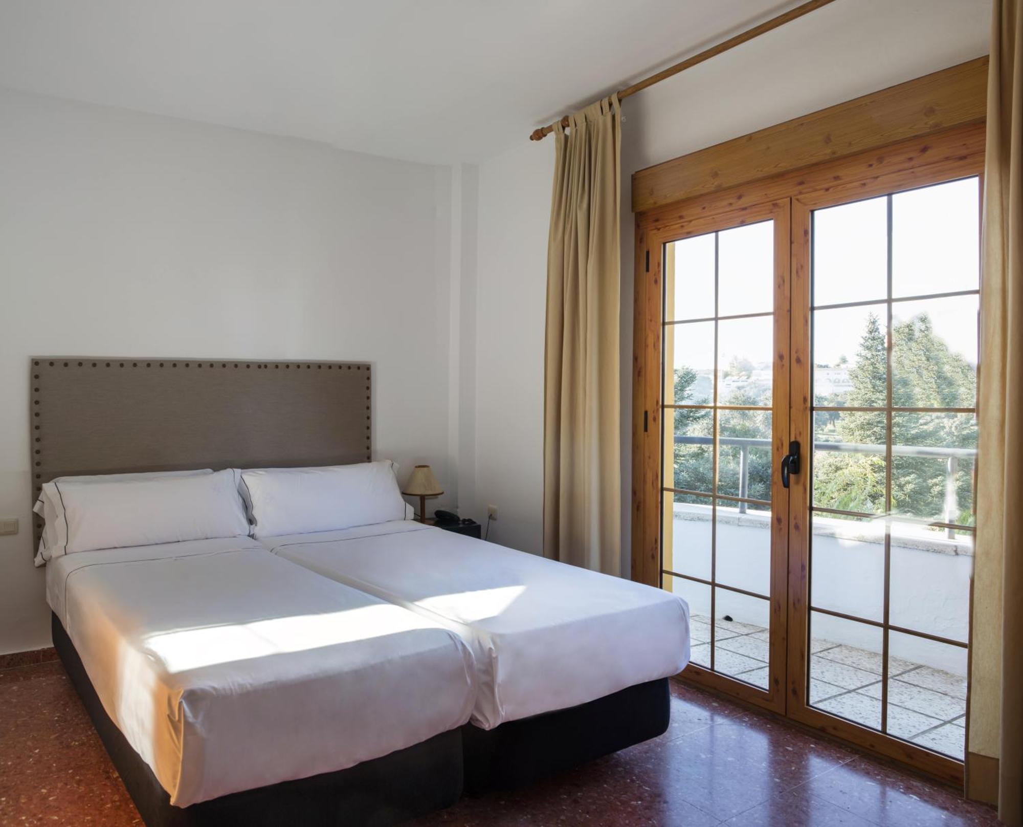 Hotel Tugasa El Almendral Setenil De Las Bodegas Buitenkant foto