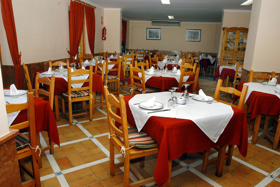 Hotel Tugasa El Almendral Setenil De Las Bodegas Buitenkant foto